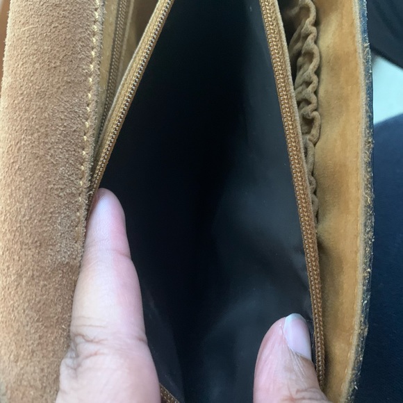 Patricia Nash Lanza Leather Crossbody Bag - Picture 9 of 10